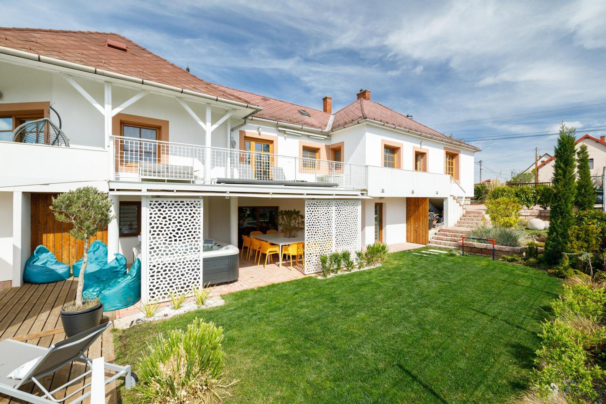 Villa Kumbhaka